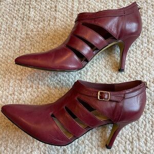 Bella Vita Burgundy Shootie Leather